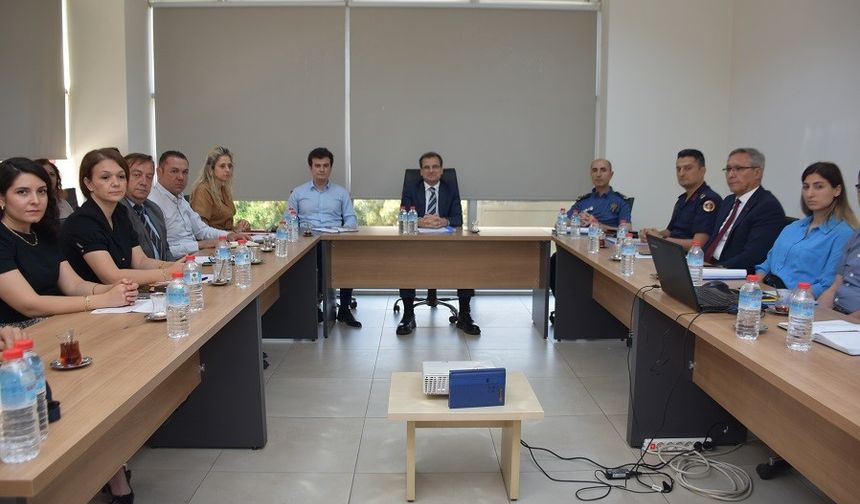 Kadına şiddet ve çocuk koruma konuları Salihli’de masaya yatırıldı