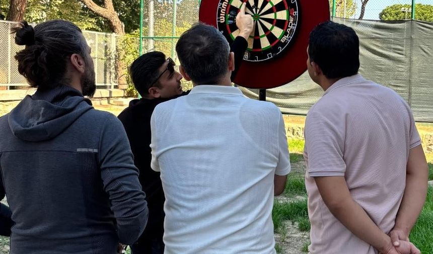 Salihli’de din görevlileri dart turnuvasında buluştu