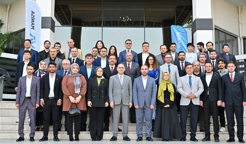 Manisalı gençlere sunulan hizmetler anlatıldı