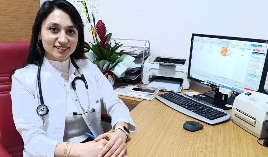 Selendi Devlet Hastanesi’nde dahiliye uzmanı göreve başladı