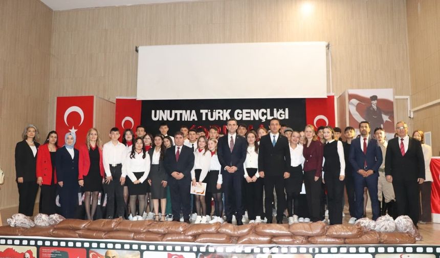 Selendi’de İstiklal Marşı’nın kabulünün 105. yılı anıldı