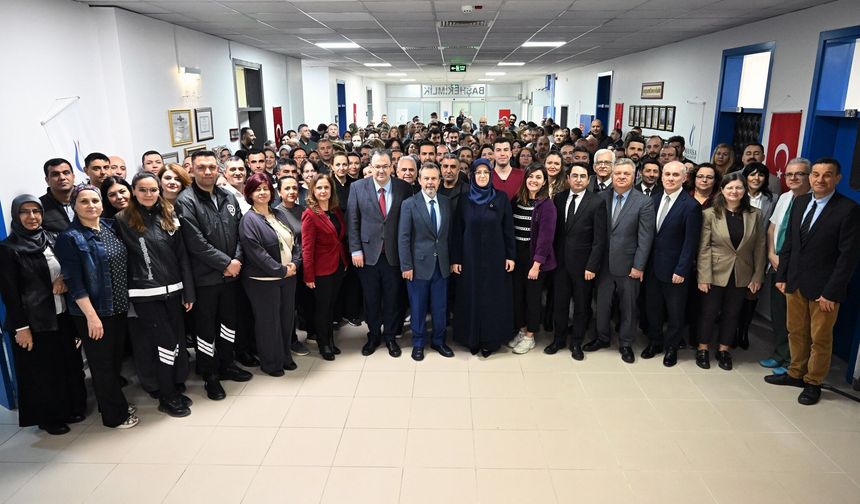 MCBÜ’de geleneksel bayramlaşma töreni gerçekleştirildi