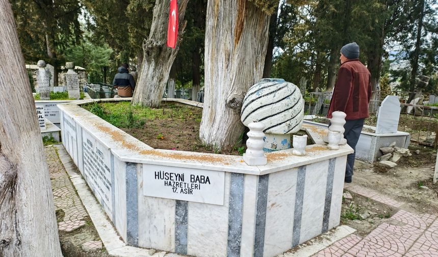 Bayram öncesi mezarlıklarda duygu seli