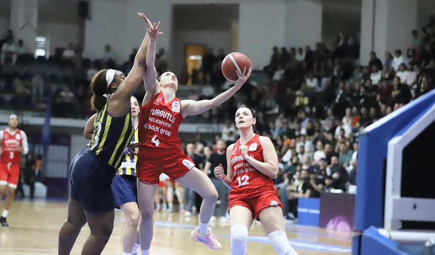 Turgutlu'nun perilerinden Play-Off’a muhteşem başlangıç