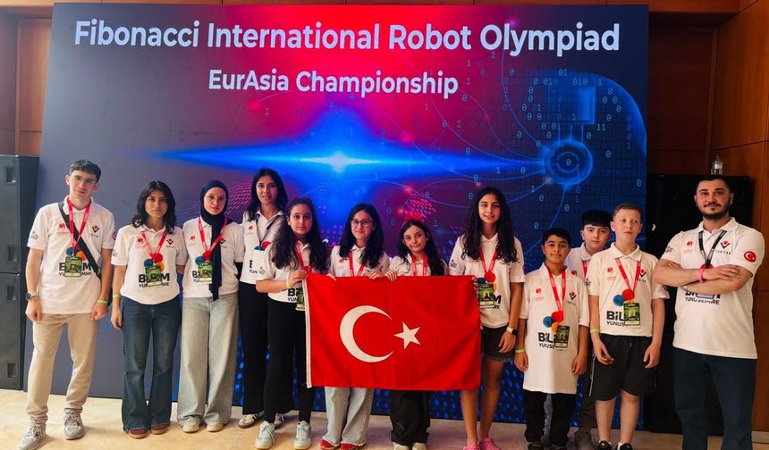 Bilim Yunusemre'den 3 büyük başarı