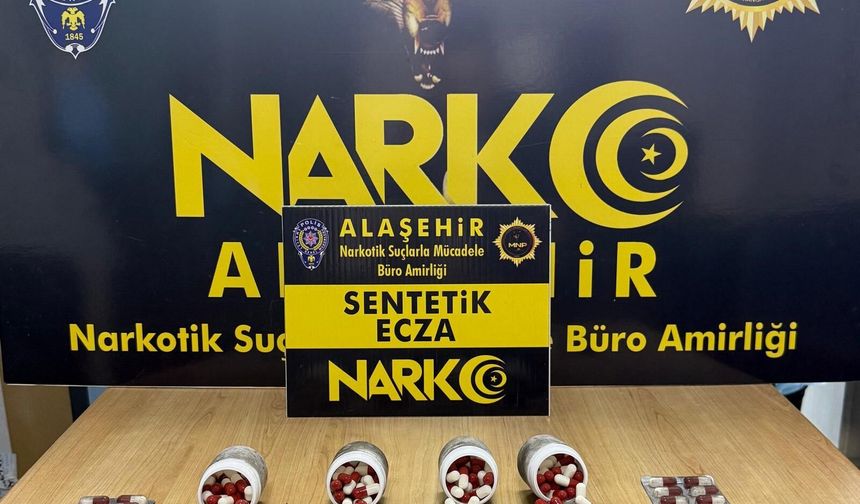 Manisa’da uyuşturucu hapla yakalanan çocuk tutuklandı