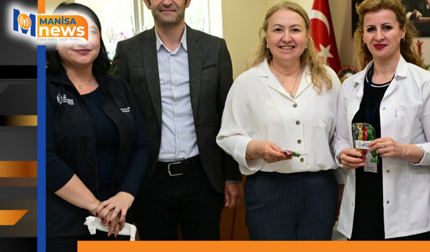 Manisa’daki hastalara mesir macunu dağıtıldı