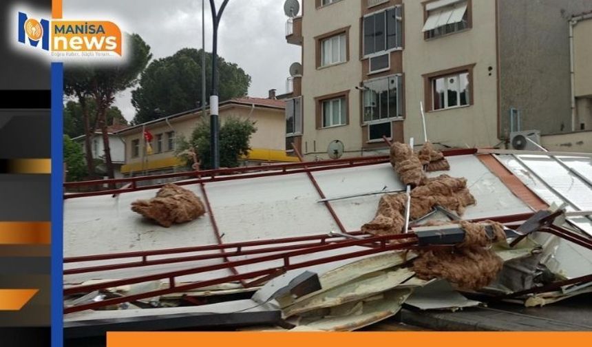 Fırtına çatıyı uçurdu, facianın eşiğinden dönüldü