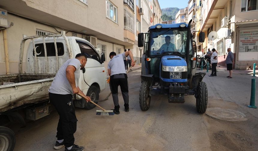 Şehzadeler’de iki mahallede kapsamlı temizlik