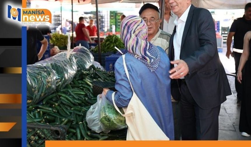 Başkan Şimşek, pazarcı esnafı ve vatandaşların sorunlarını dinledi
