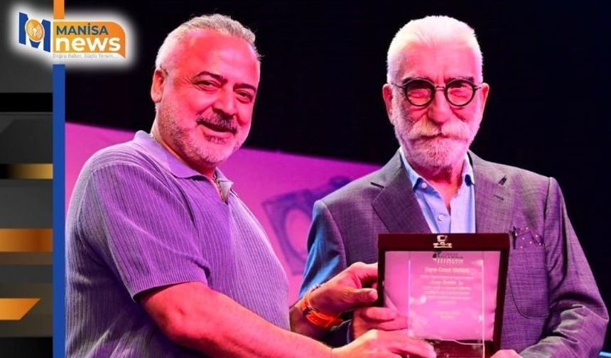 Manisa’ya tiyatronun umut ödülü