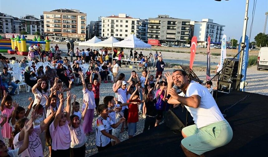 Manisa Büyükşehir’den mahallelerde şenlik coşkusu