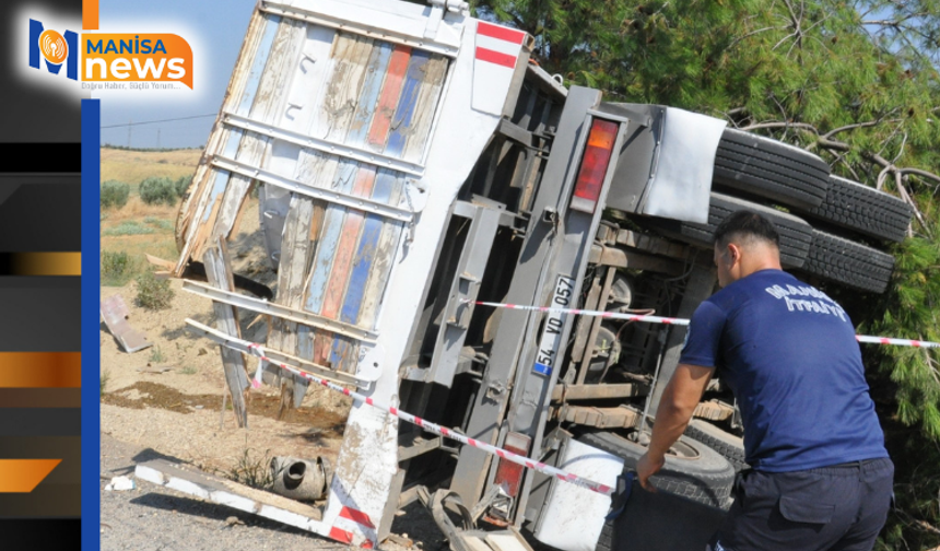 Manisa'da yolcu otobüsü kamyona çarptı: 1 ölü, 7 yaralı