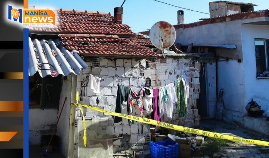 Akhisar'da eşi tarafından bıçaklanan kadın hayatını kaybetti