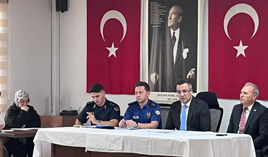 Sarıgöl'de okullardaki güvenlik tedbirleri masaya yatırıldı