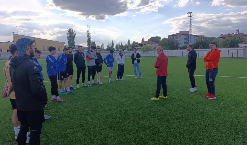 Selendi Belediyespor yeni sezon için sahaya indi