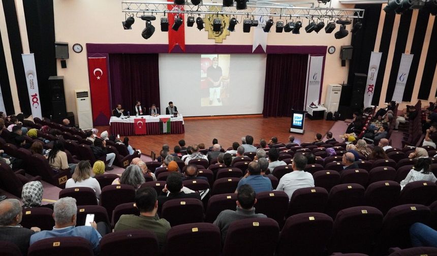 Manisa’da Gazze için "Tek Bir Vicdan" paneli düzenlendi