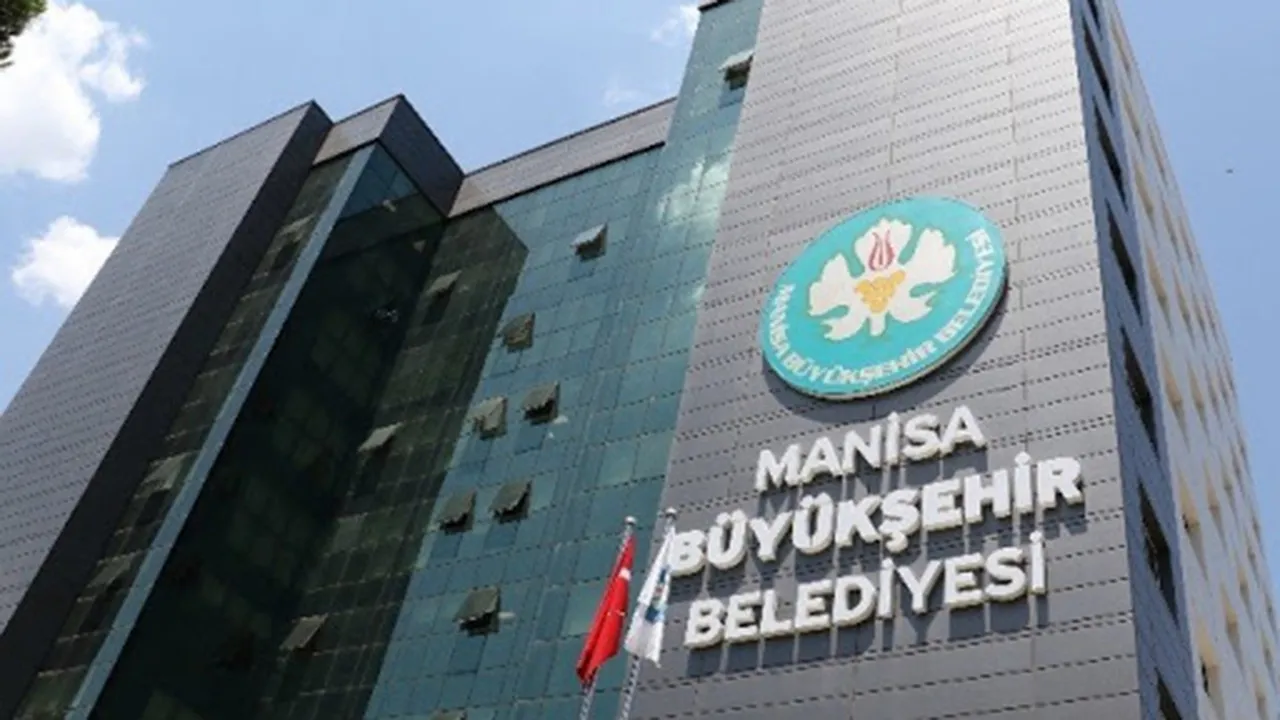 Manisa Buyuksehir Belediyesi Binasi