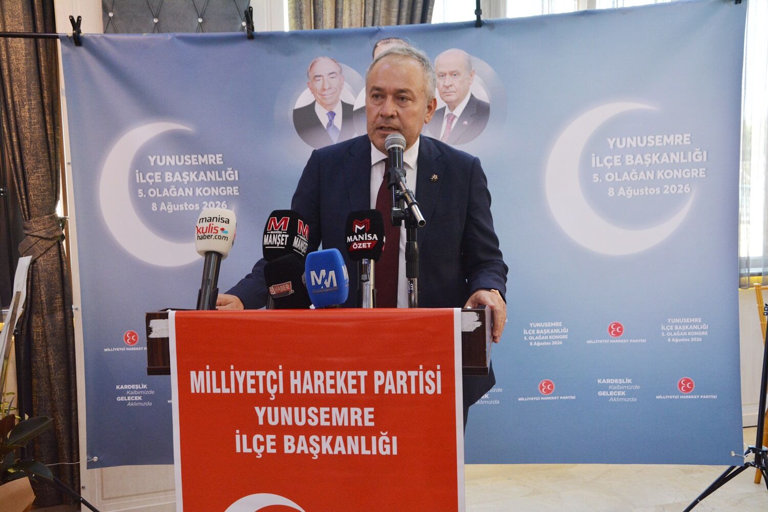 Manisa MHP’de kongre heyecanı