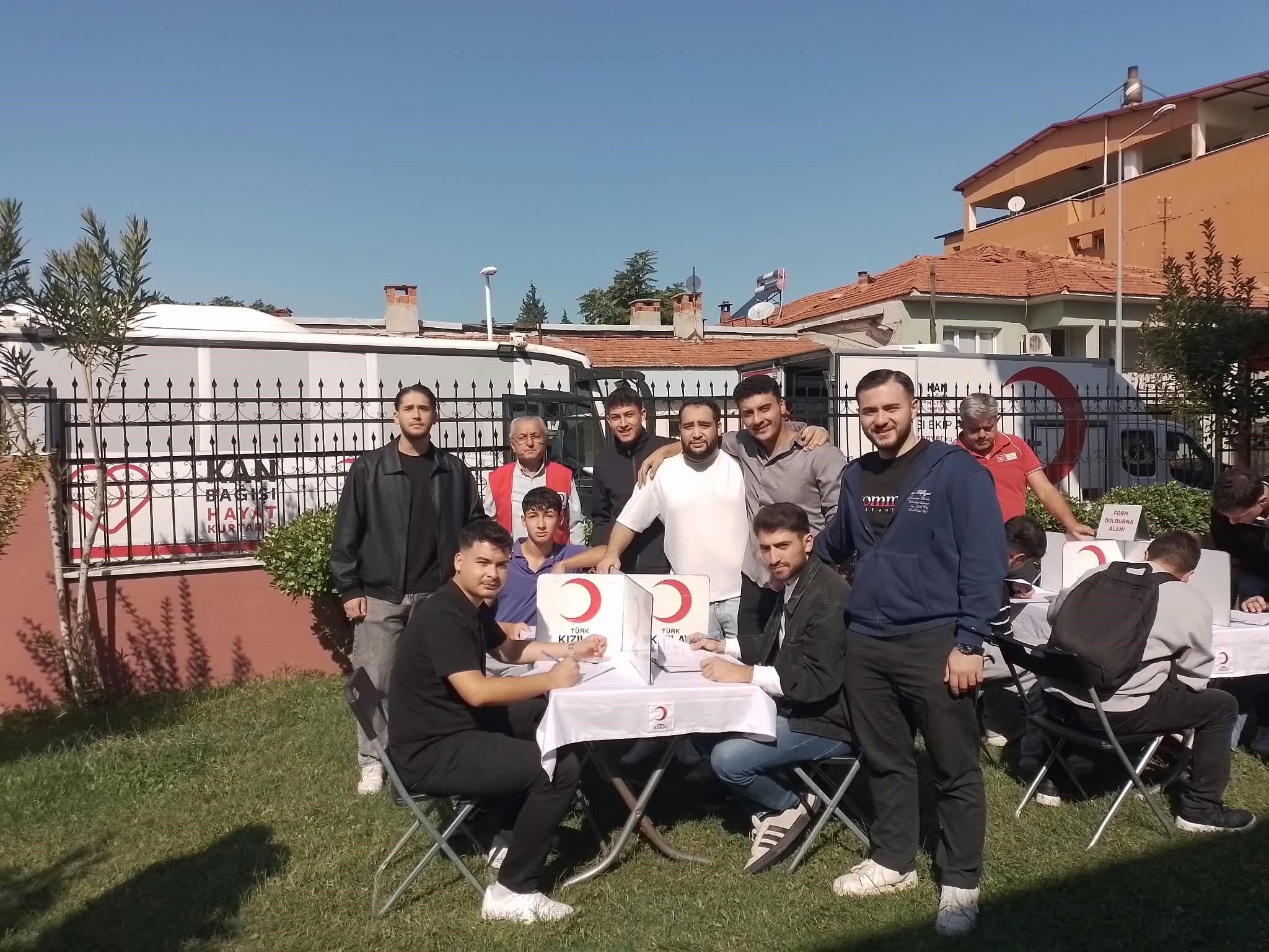 Sarıgöl'de öğrencilerden hayat kurtaran destek
